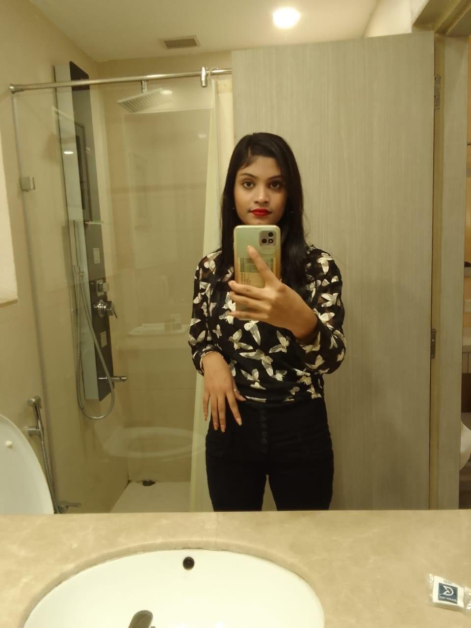  call girl in Nangli Wazidpur