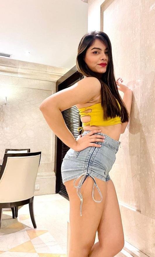 Nangli Wazidpur call girl service
